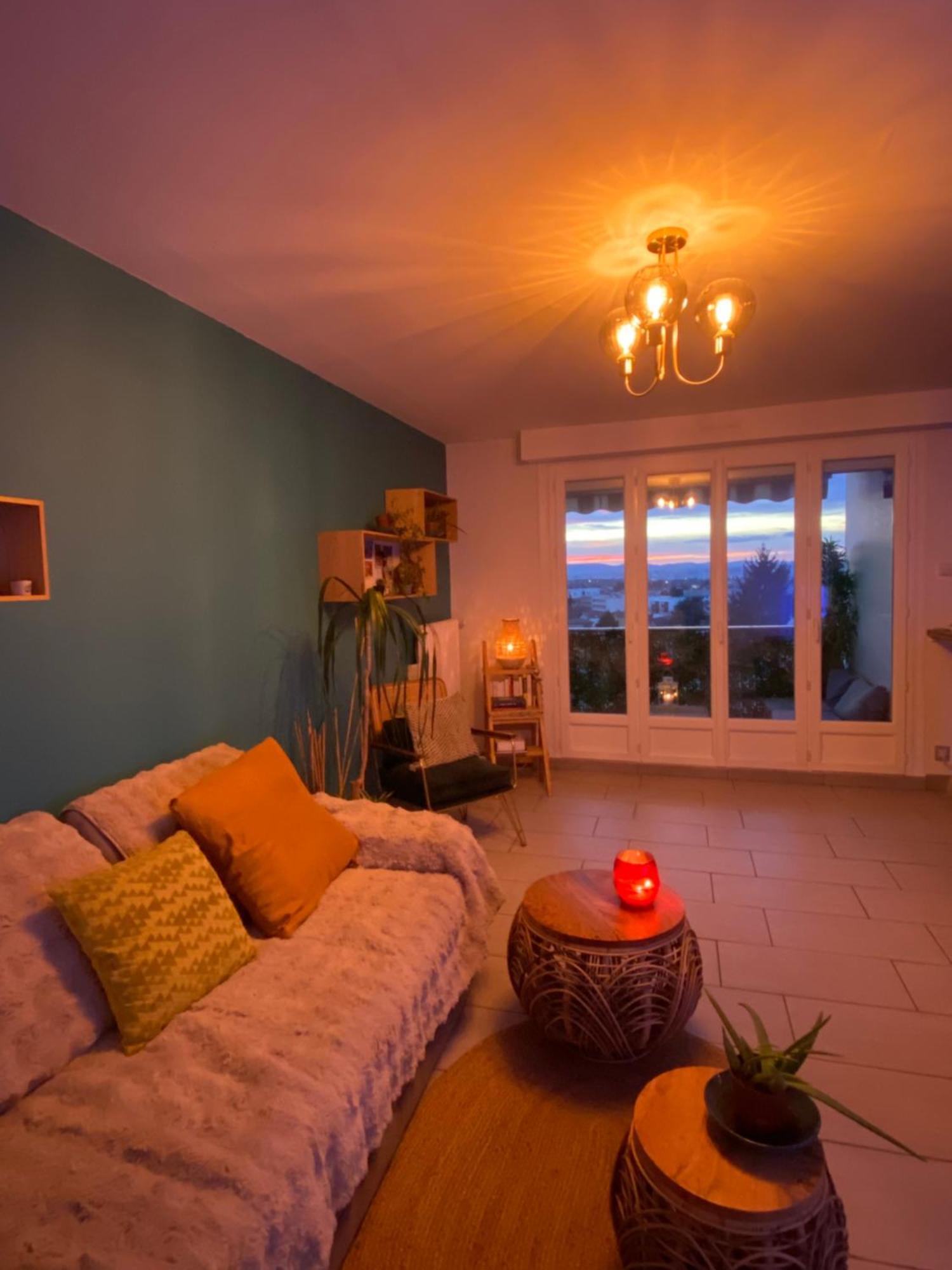 Ferienwohnung Le Paisible Décines-Charpieu Exterior foto